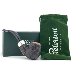 Peterson Pipe: Arklow Sandblasted (XL90) Fishtail Bent Billiard