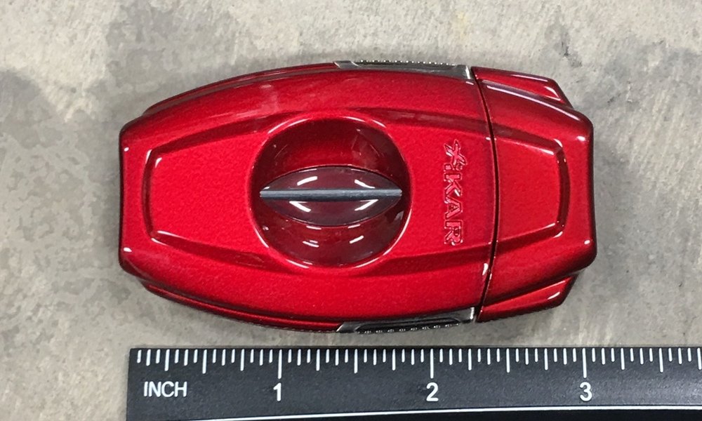 XIKAR VX2 ™ V-Cut Cigar Cutter Red - Image 6