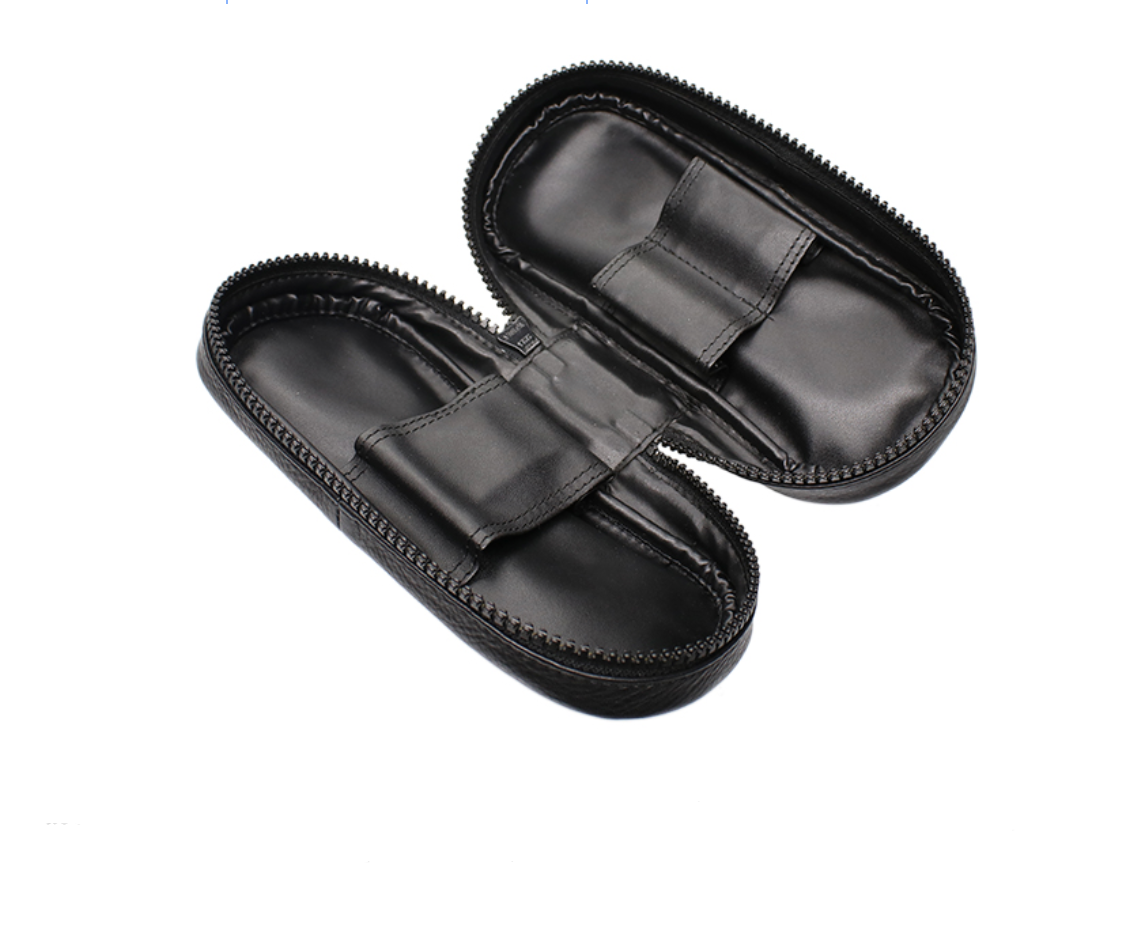 Peterson Classic 2 Pipe Pouch Black Leather - Image 2