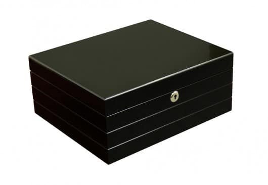Prestige: Onyx 50 Count High Gloss Black Finish Cigar Humidor - Image 2